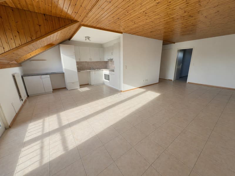 Très bel appartement de 4.5 pièces en attique à Fétigny (4)