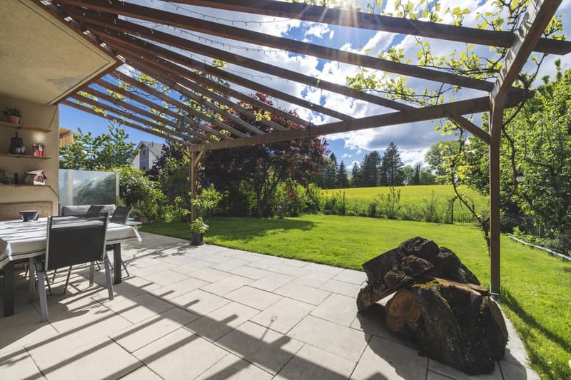 Villa familiale entièrement rénovée avec jardin et vue dégagée - Epalinges (9)