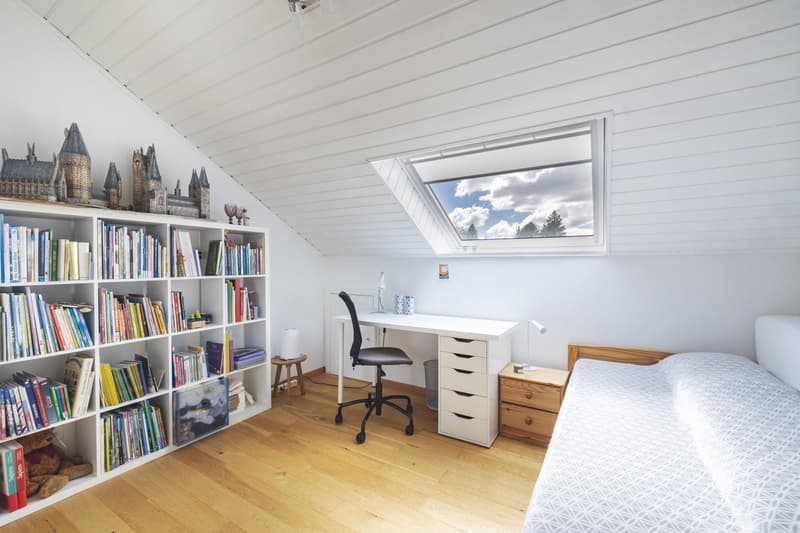 Villa familiale entièrement rénovée avec jardin et vue dégagée - Epalinges (12)