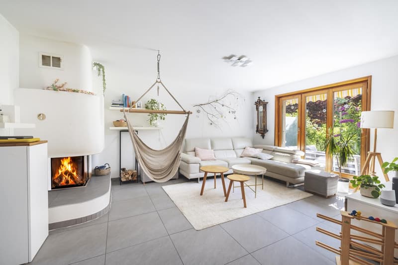 Villa familiale entièrement rénovée avec jardin et vue dégagée - Epalinges (2)
