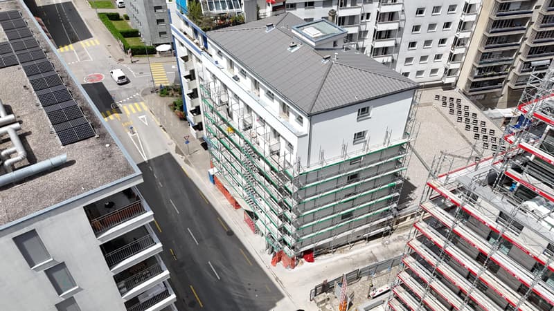 Fribourg : 3.5 pièces rénové de 82 m² avec deux balcons (12)