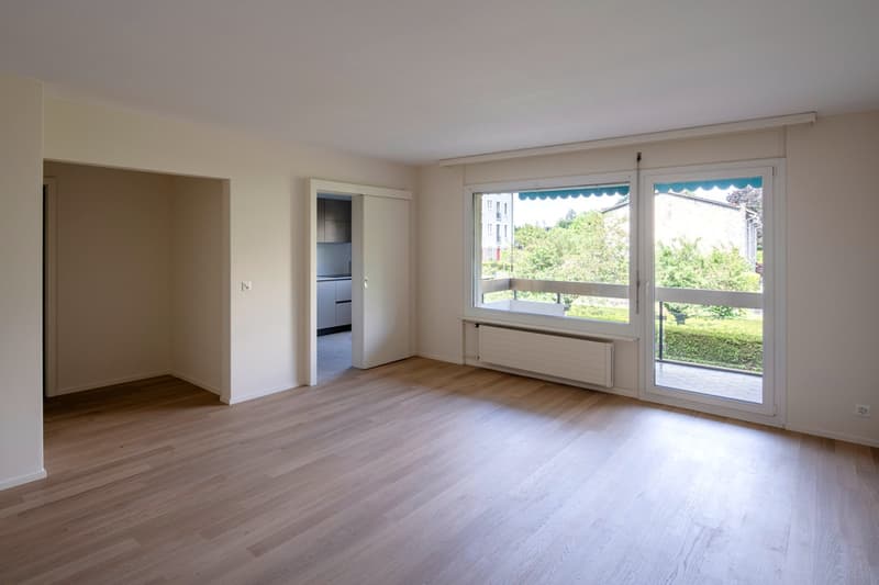 Appartement de 4,5 pièces entièrement rénové "haut standing" (3)