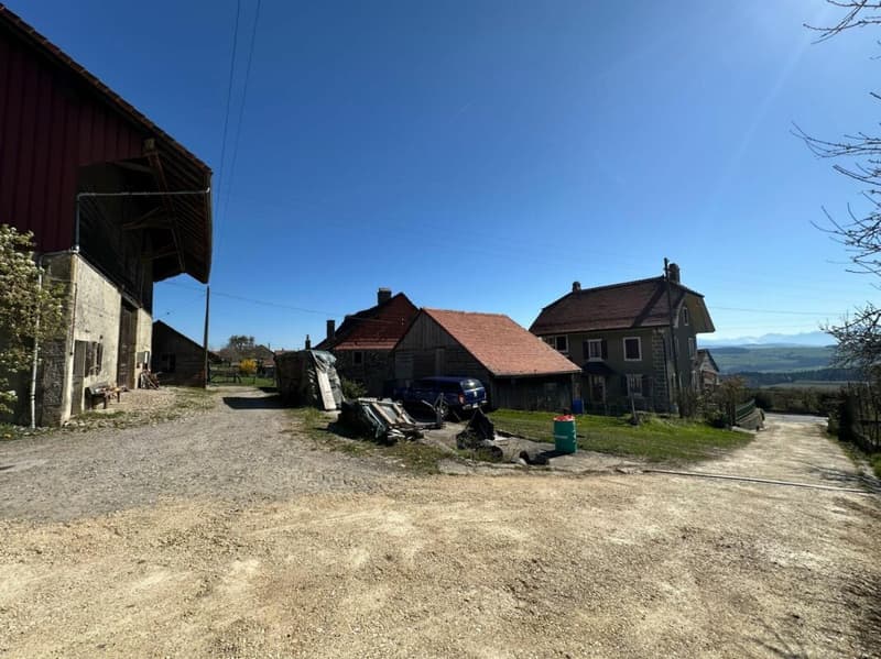 VUE SUPERBE ! BELLE MAISON FAMILIALE AVEC GRAND JARDIN CONSTRUCTIBLE - FONTAINE (5)