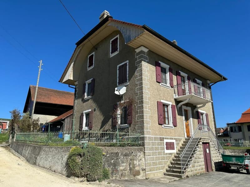 VUE SUPERBE ! BELLE MAISON FAMILIALE AVEC GRAND JARDIN CONSTRUCTIBLE - FONTAINE (6)