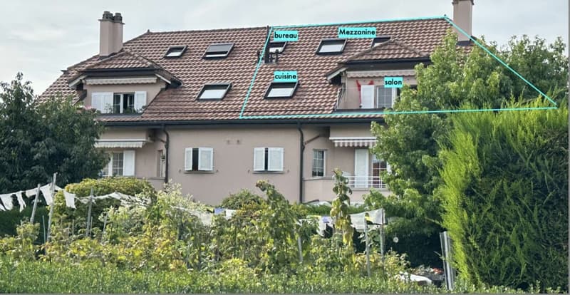 APPARTEMENT EN DUPLEX DE 5 PIÈCES AVEC BALCON ET PLACES DE PARC INTÉRIEURE ET EXTÉRIEURE (23)