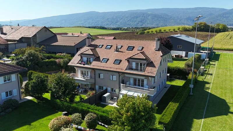 APPARTEMENT EN DUPLEX DE 5 PIÈCES AVEC BALCON ET PLACES DE PARC INTÉRIEURE ET EXTÉRIEURE (18)