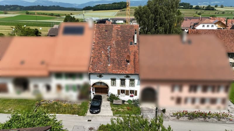 MAISON VILLAGEOISE CONTIGUË DE 2 APPARTEMENTS (18)