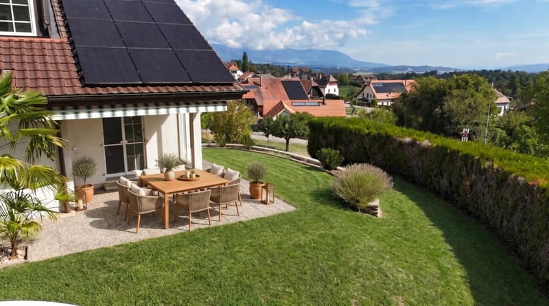 TRÉS BELLE VILLA INDIVIDUELLE ENTIÈREMENT RÉNOVÉE, PARFAITE POUR UNE FAMILLE (2)