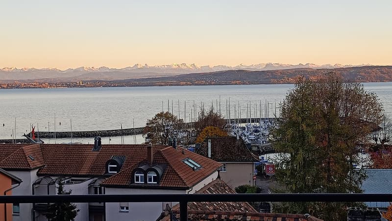 Magnifique avec vue lac imprenable à 5 min. de la plage (18)