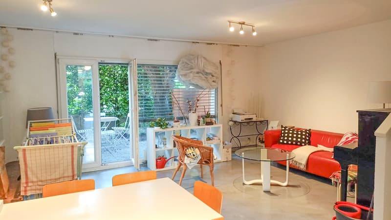 Sympathique villa mitoyenne avec 2 terrasses est et ouest et jardin (1)