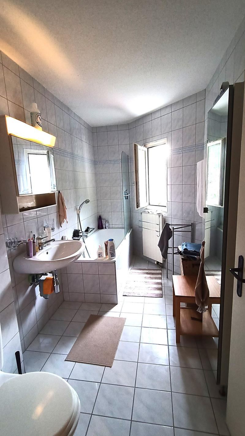 Jolie villa mitoyenne avec 2 terrasses est et ouest et jardin – Disponible immédiatement (13)