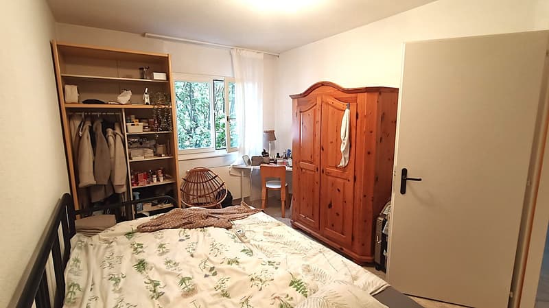 Jolie villa mitoyenne avec 2 terrasses est et ouest et jardin – Disponible immédiatement (11)