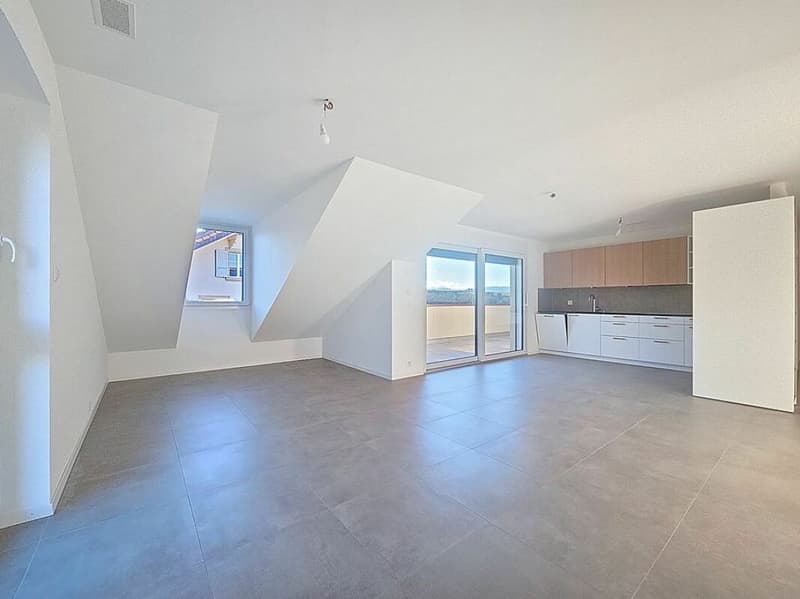 Très bel appartement de 4.5 pces neuf (Lot 9) (6)