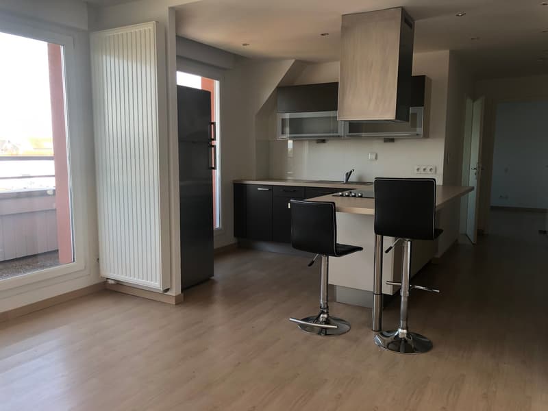 modern kitchen, fridge, countertop, two stools, cabinets, glass windows, heater