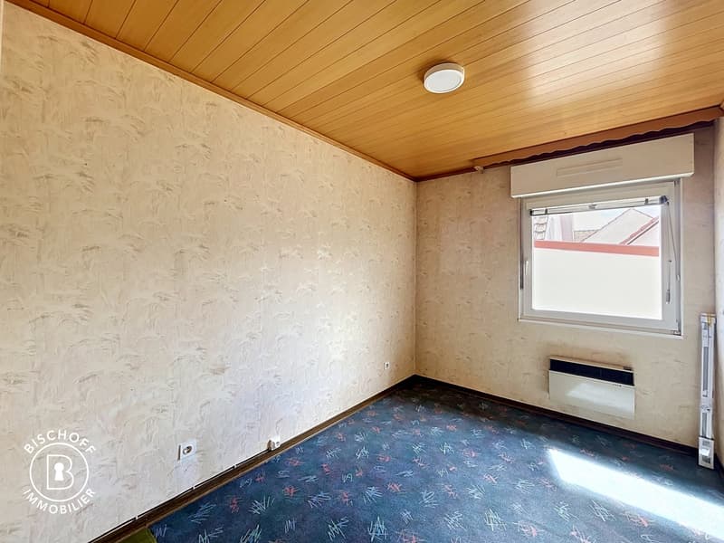 Charmantes Haus, das renovierungsbedürftig ist – sofort verfügbar (14)
