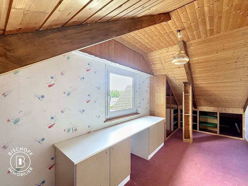 Charmantes Haus, das renovierungsbedürftig ist – sofort verfügbar (20)