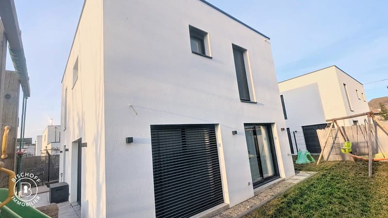 Modernes Einfamilienhaus in Rixheim – 5 Zimmer, Garage & Garten sofort verfügbar (20)