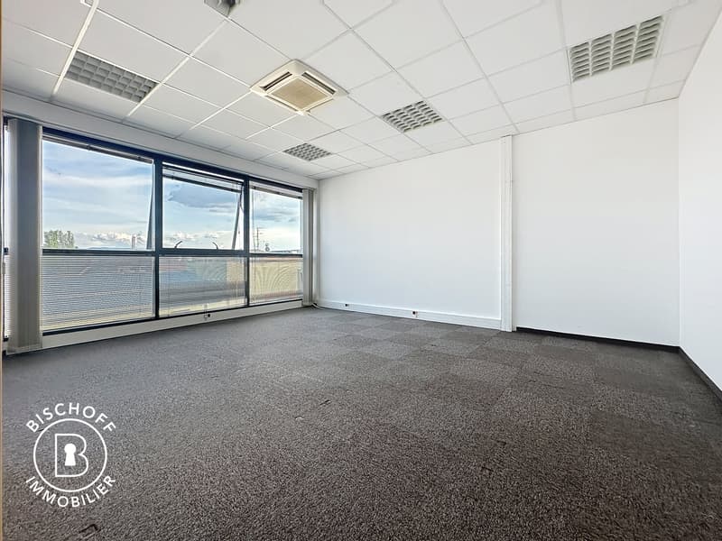 Moderne Bürofläche mit atemberaubendem Ausblick in Saint-Louis (5)