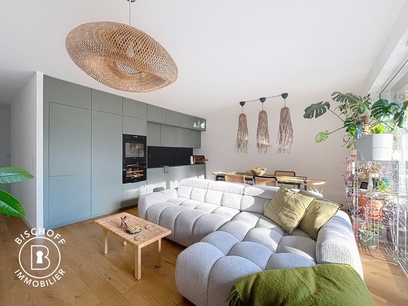 Außergewöhnliche Wohnung im Erdgeschoss (19)