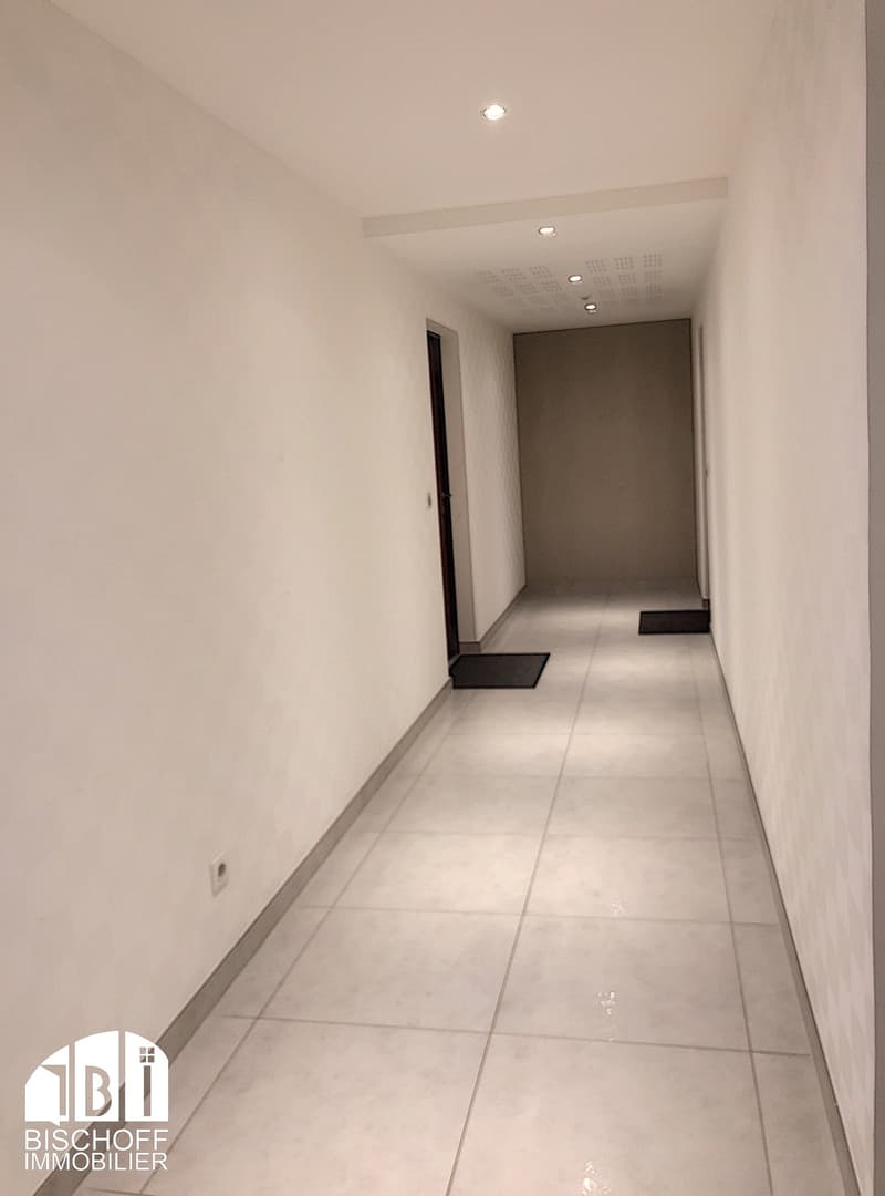 Helle 4-Zimmer-Wohnung mit Balkon und Aufzug in Village-Neuf – sofort verfügbar! (12)