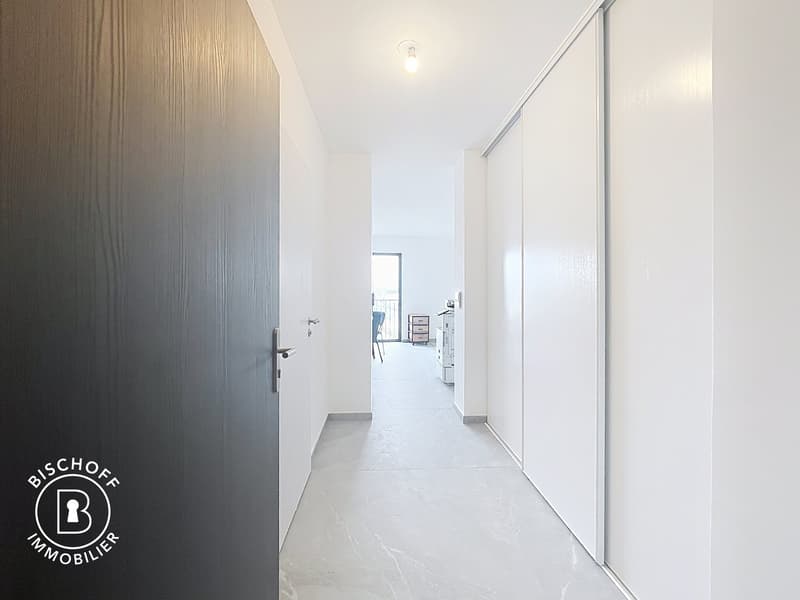 Moderne 1-Zimmer-Wohnung mit Balkon und Panoramablick in Saint-Louis (9)