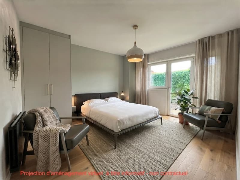 Schönes ebenerdiges Haus mit voll unterkellertem Keller (8)