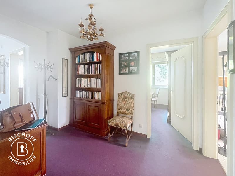 Schönes ebenerdiges Haus mit voll unterkellertem Keller (16)