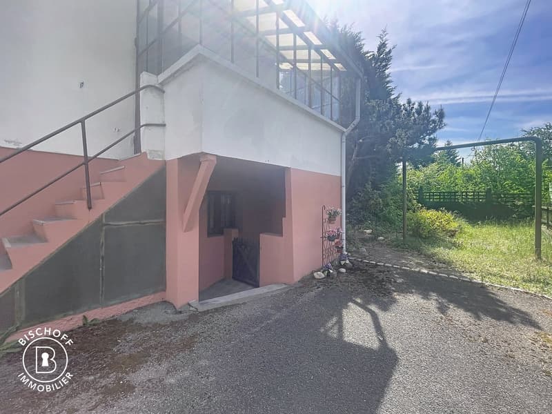Maison individuelle de 5 pièces à Saint-Louis, disponible immédiatement (30)