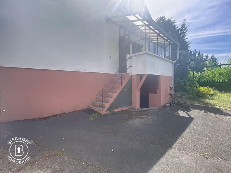 Maison individuelle de 5 pièces à Saint-Louis, disponible immédiatement (32)