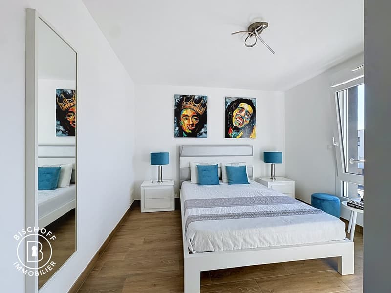 Modernes Einfamilienhaus mit Pool und Garage in Blotzheim (22)