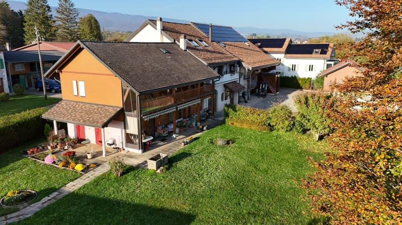 Cadre bucolique pour ce corps de ferme de 4 chambres