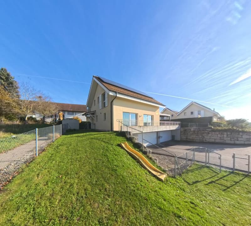 A 5 min d'Echallens et Chavornay, magnifique villa jumelle