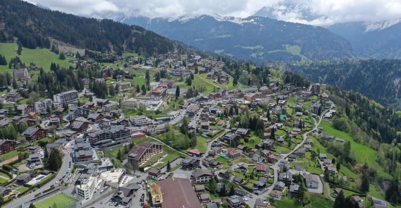Particulier ou investisseur, chalet à haut potentiel à Villars-sur-Ollon (13)
