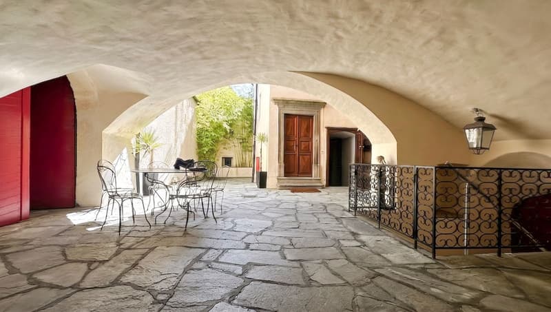 Appartement spacieux de 3,5 pièces avec vue sur les toits de Montreux (7)