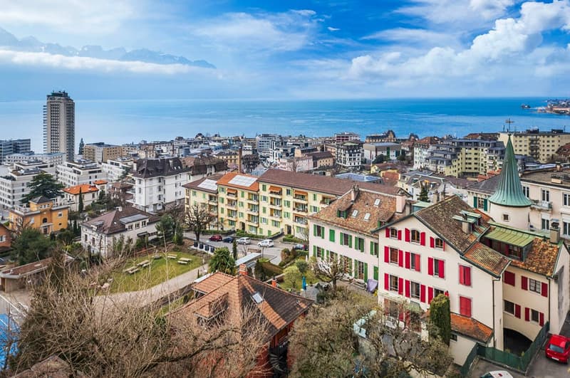 Appartement spacieux de 3,5 pièces avec vue sur les toits de Montreux (8)