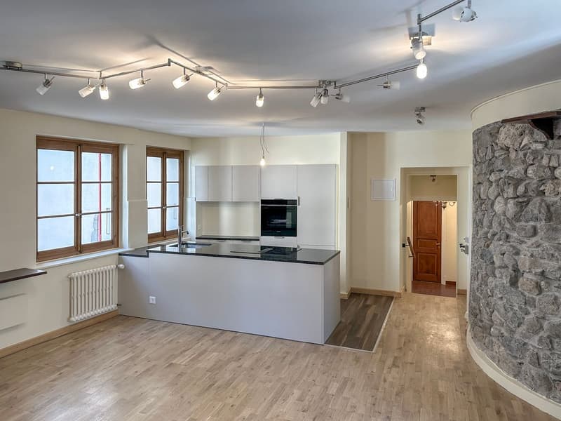 Appartement spacieux de 3,5 pièces avec vue sur les toits de Montreux (5)