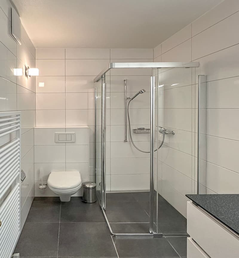 Appartement spacieux de 3,5 pièces avec vue sur les toits de Montreux (4)