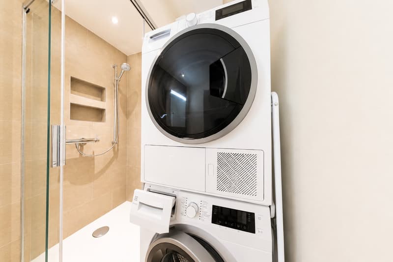 Lovely 1 bed furnished apartment in the city center with utilities included (12)