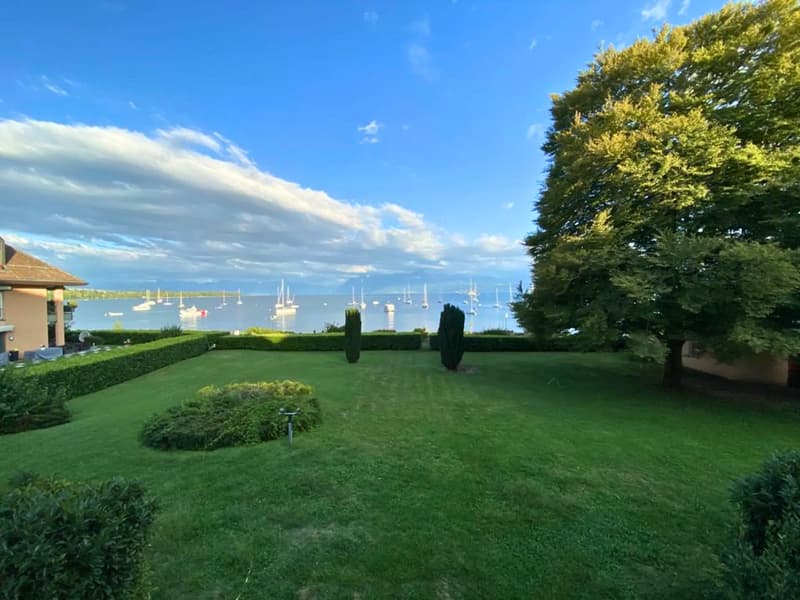 Premium 3-Bedroom, Balcony and Lake view - Parking Included (16)