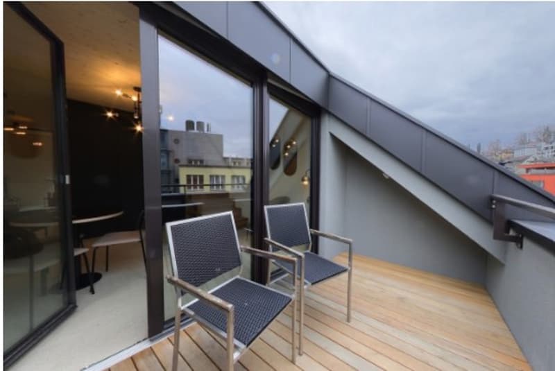 Stylish Duplex with Private Balcony | Central Lucerne (8)