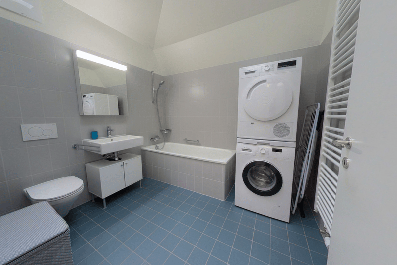 Spacious 1-Bedroom Furnished Apartment with Balcony - Central Lausanne (9)