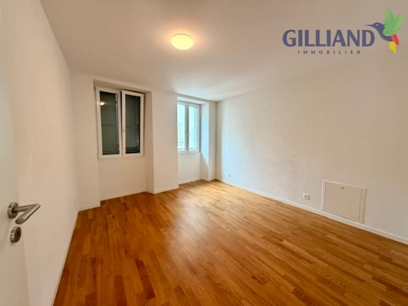 Appartement en triplex de 4.5 pièces au centre-ville de Payerne (6)
