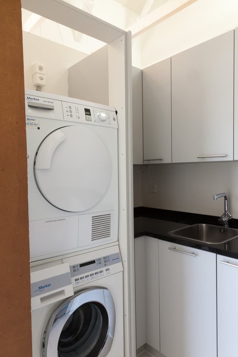 2-1/2-Zimmer-Wohnung mit grossem Sitzplatz inklusiv Parkplatz (6)