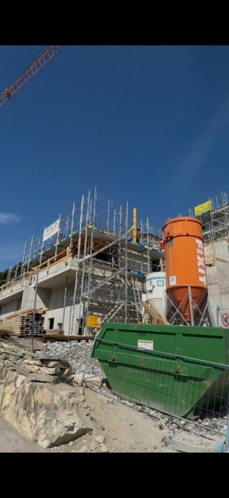 Appartement 3.5 pièces à Corin-de-la-Crête (14)