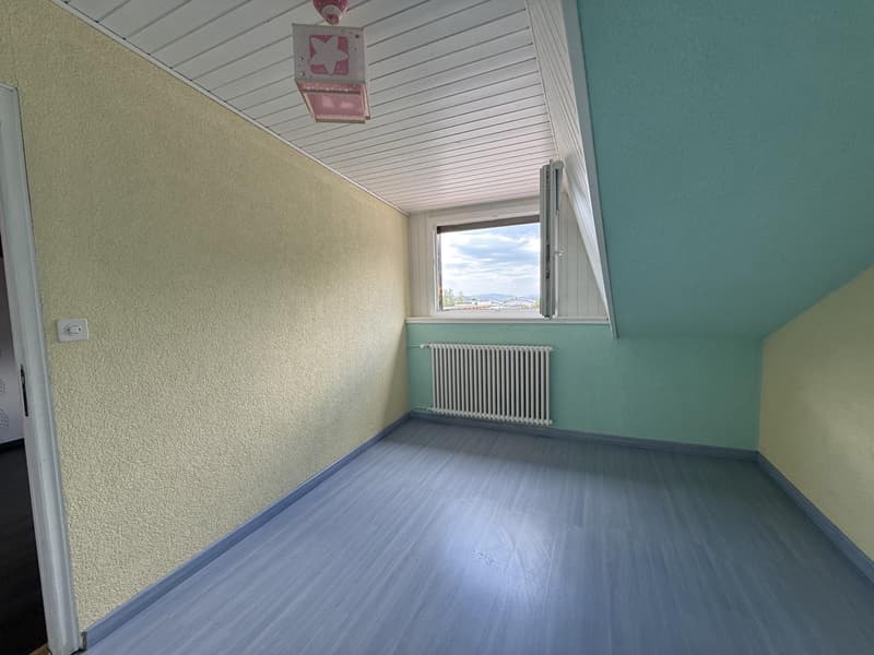 Un bien rare au coeur du Brassus, réunissant habitation et local commercial, avec un beau potentiel d'investissement (13)