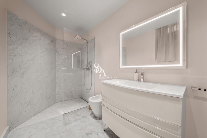 Duplex rare, raffiné, luxueux avec une vue exceptionnelle ! (10)
