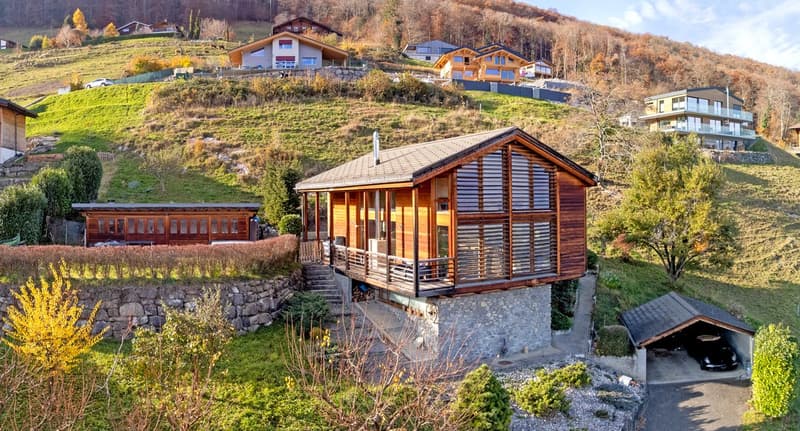 Chalet en bois sur une base en béton