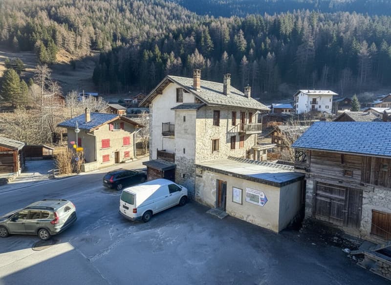 Immeuble à rénover selon vos goûts et besoins. (2)