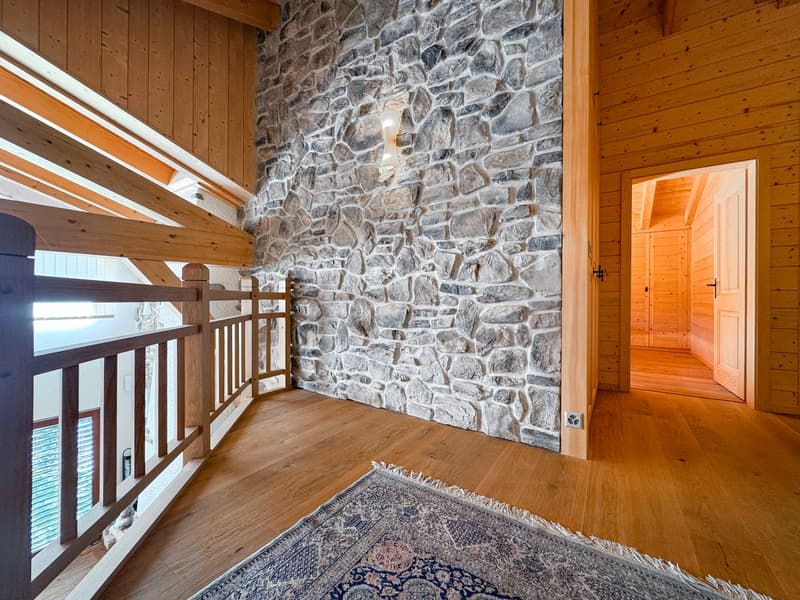 Magnifique chalet dans un écrin de verdure ! (12)