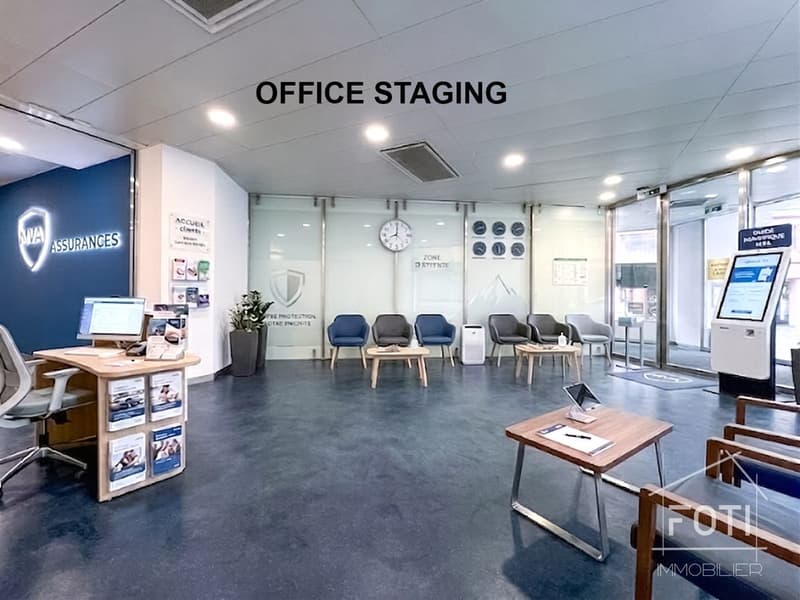 Bureau dans immeuble commercial idéalement situé au centre-ville de Monthey. (4)
